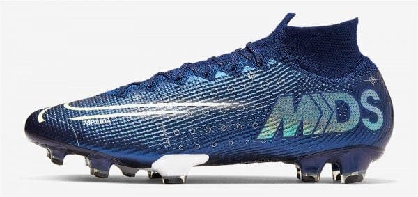 nuevas botas de cristiano ronaldo 2019