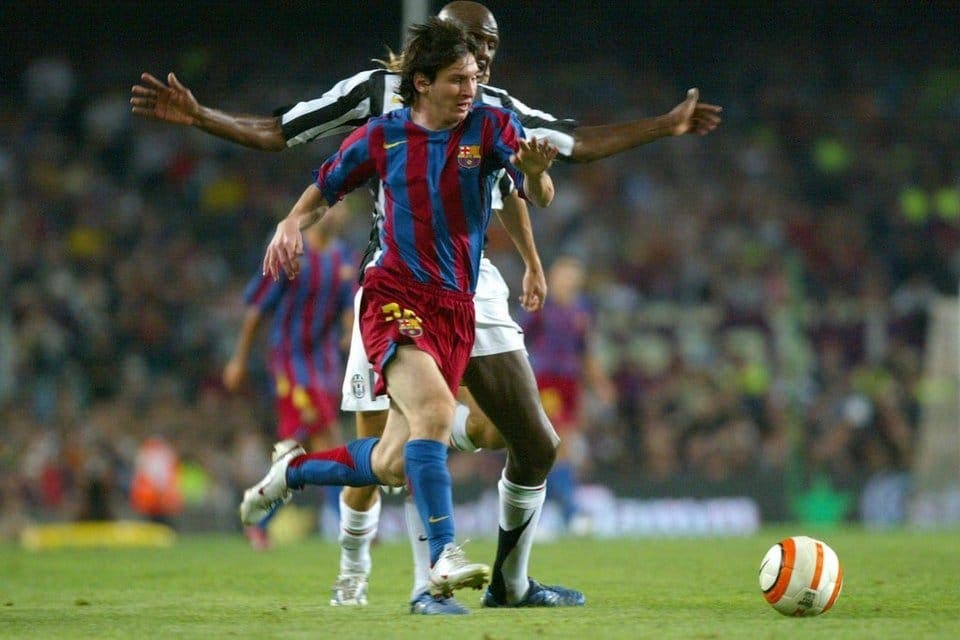 Leo Messi junto a Thuram. Foto: Agencias