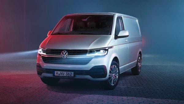 Volkswagen-Transporter-2020-1