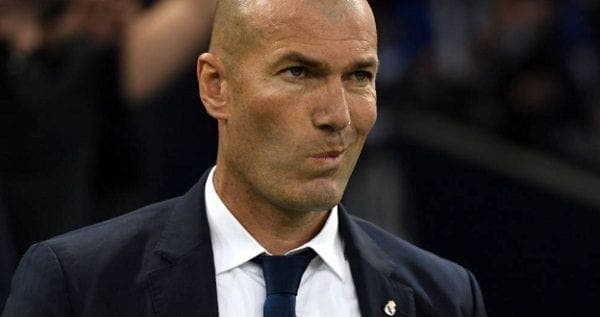 Zidane rollo con presidente del Real Madrid