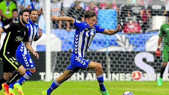 transitoria del Alavés para competir con el por Llorente