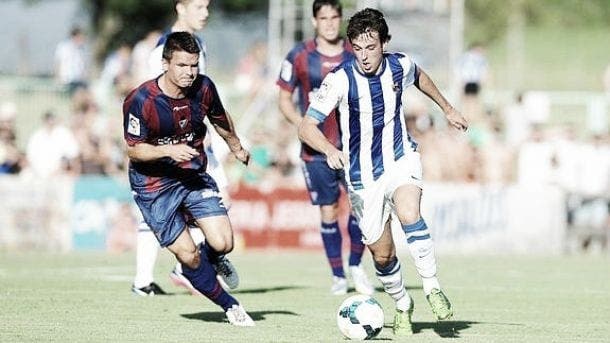 Pardo lideró junto a Granero a la Real Sociedad frente a la SD Eibar.